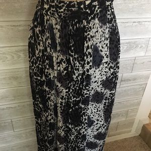 Long gauze animal print skirt